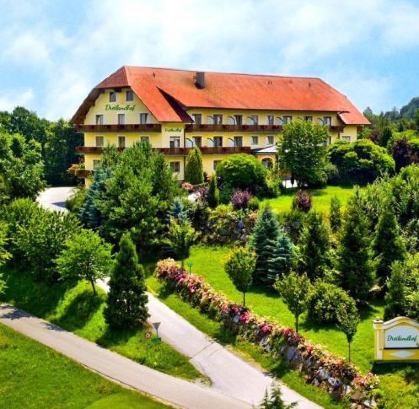 Sunny Hill Apartments